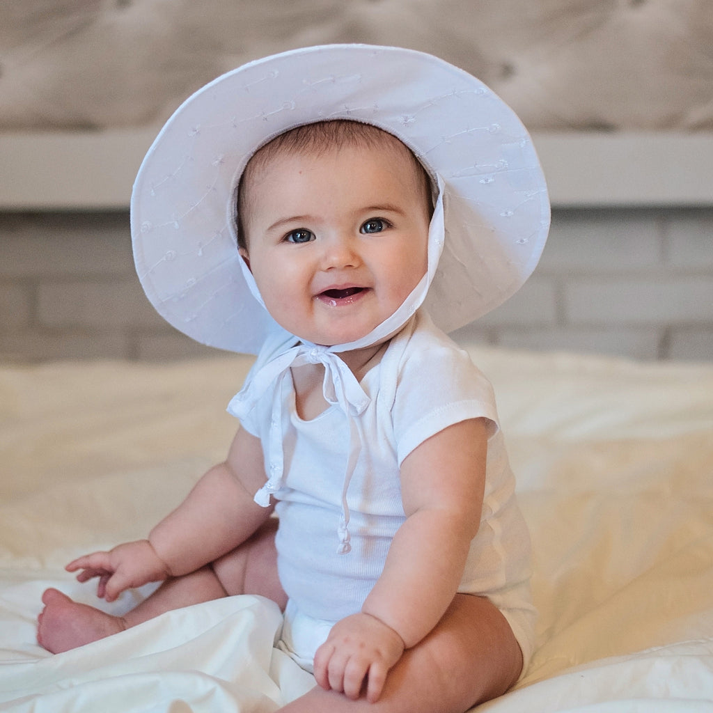 Flap Happy White Wide Brim Baby Sun Hat with UPF 50 Sun Protection Infant Hat Newborn Hat 2-3 Years